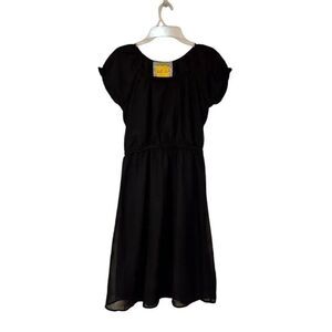 Bella Bird Women's Black Poly Short Sleeve Lined Madison Avenue Dress